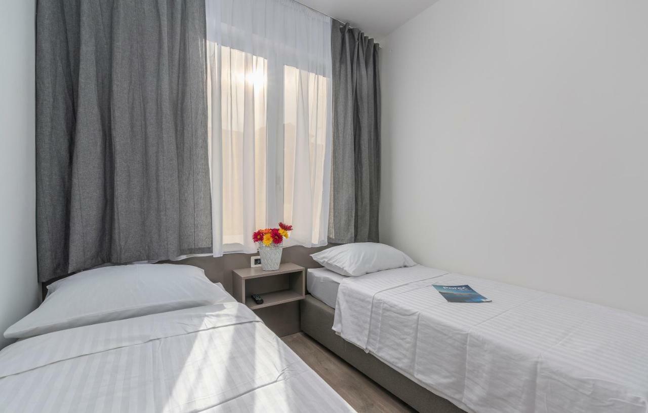 Apartments Vita Пореч Екстер'єр фото