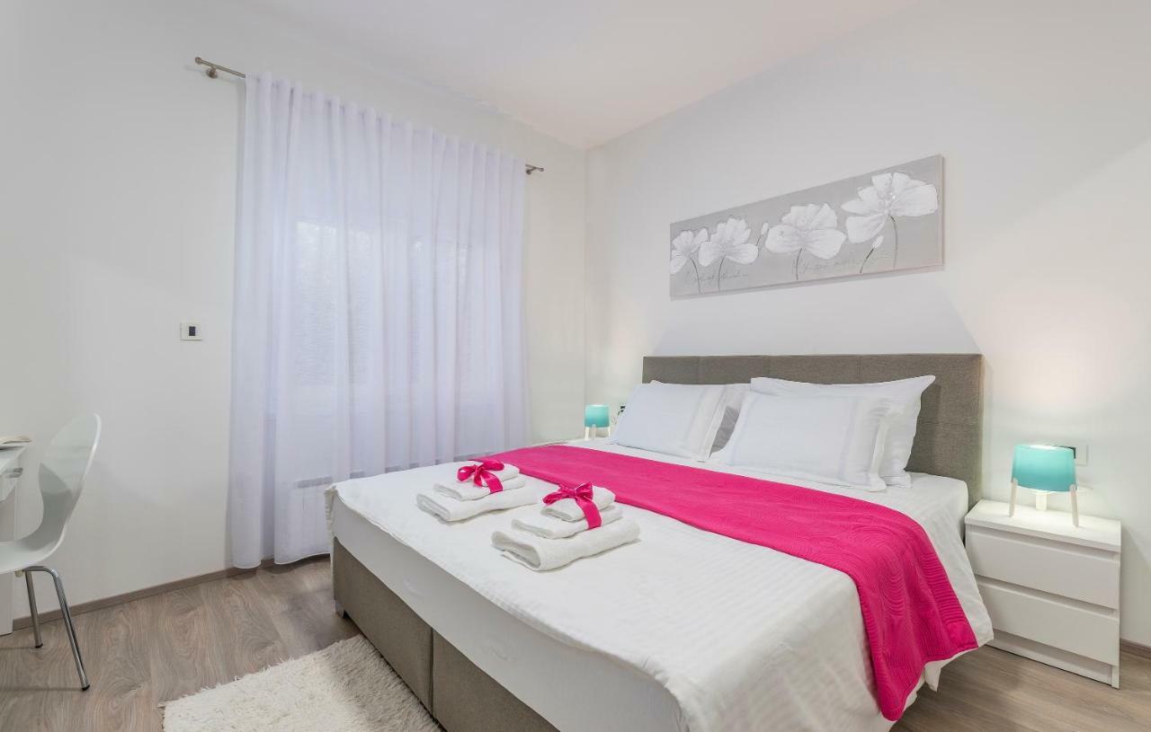 Apartments Vita Пореч Екстер'єр фото