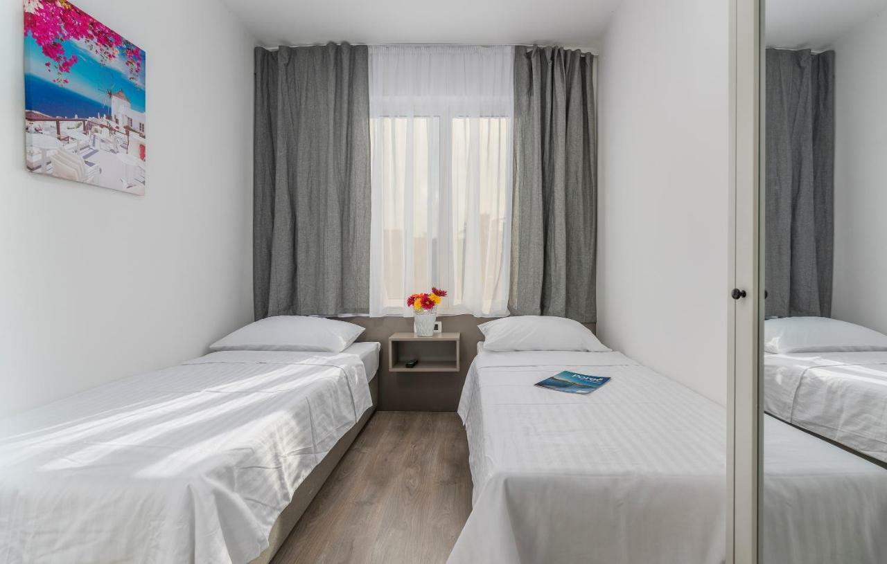 Apartments Vita Пореч Екстер'єр фото
